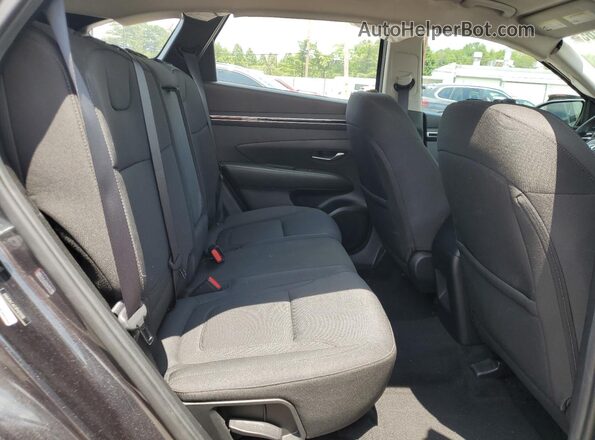 5NMJACAE3PH213130 2023 HYUNDAI TUCSON Charcoal Widok wnętrza z tyłu