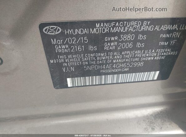 5NPDH4AE4GH652998 2016 HYUNDAI ELANTRA Gold Vista del compartimento del motor