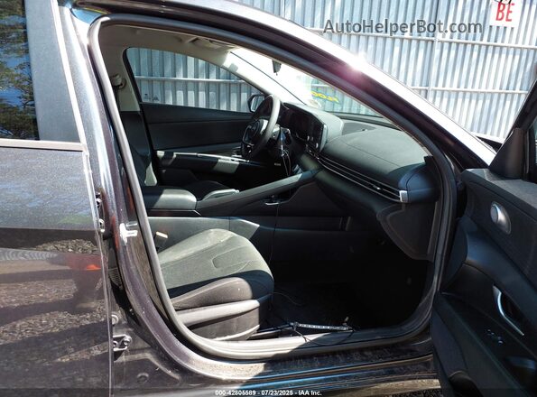 5NPLL4AG1MH052303 2021 HYUNDAI ELANTRA Серый Вид салона спереди