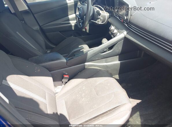 5NPLL4AG8MH014891 2021 HYUNDAI ELANTRA Blue Widok wnętrza z przodu