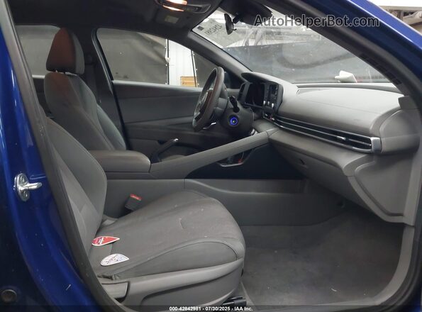 5NPLL4AG8MH035501 2021 HYUNDAI ELANTRA Blue Front interior view