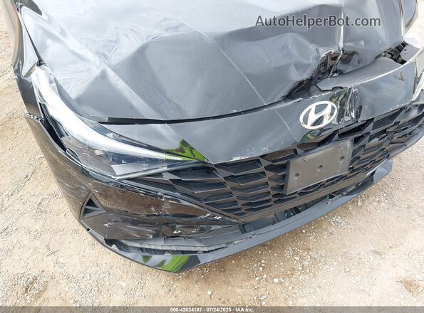 5NPLM4AG6MH002087 2021 HYUNDAI ELANTRA Black Front view