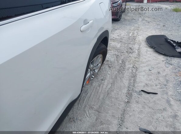 5TDAAAB55SS084459 2025 TOYOTA LE White 