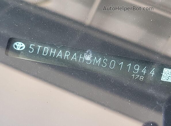 5TDHARAH5MS011944 2021 TOYOTA LE  Задняя левая четверть