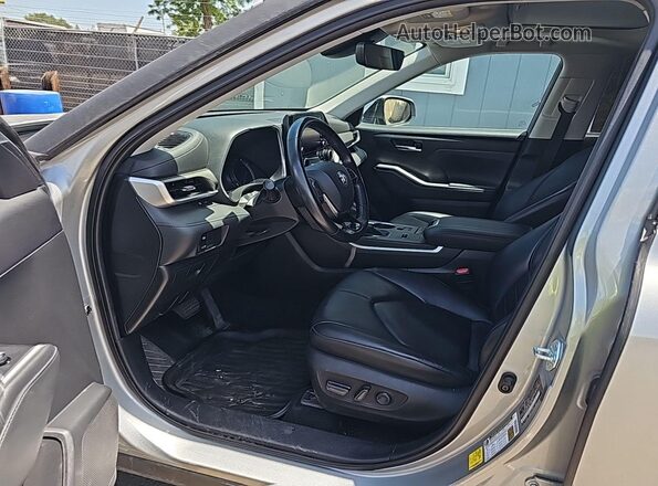 5TDHBRCH5MS067604 2021 TOYOTA LE  Widok komory silnika
