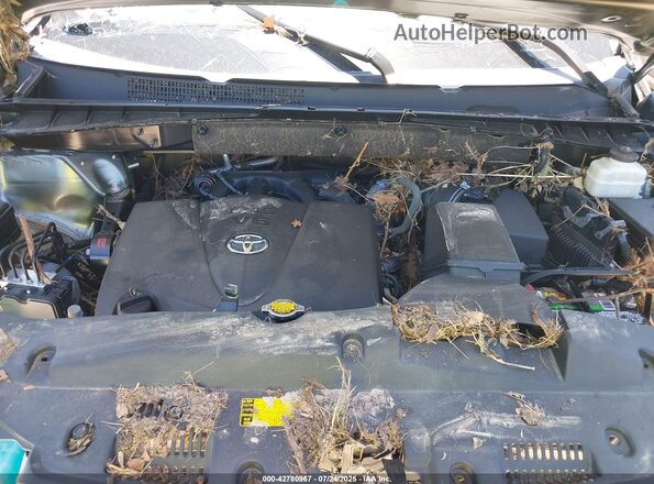 5TDKZRFHXHS190012 2017 TOYOTA LE Зеленый Вид сзади
