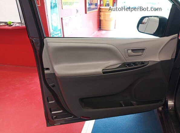 5TDZZ3DC3LS077045 2020 TOYOTA SIENNA  