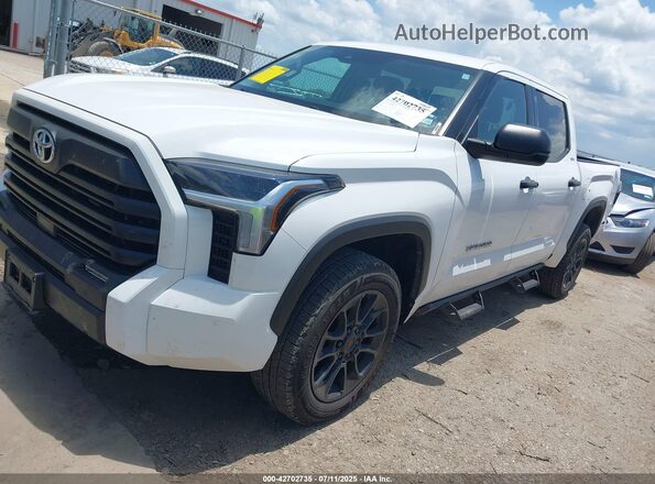 5TFLA5DB8PX060743 2023 TOYOTA TUNDRA Белый Передняя левая четверть