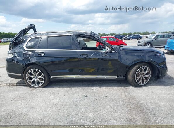 5UX23EM08S9Y16412 2025 BMW X7 Black Vista interior de 360 grados