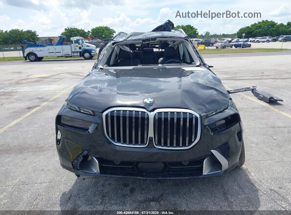 5UX23EM08S9Y16412 2025 BMW X7 Black Vista frontal