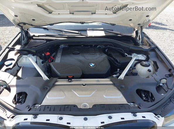 5UX33DT04R9U95141 2024 BMW X4 White 