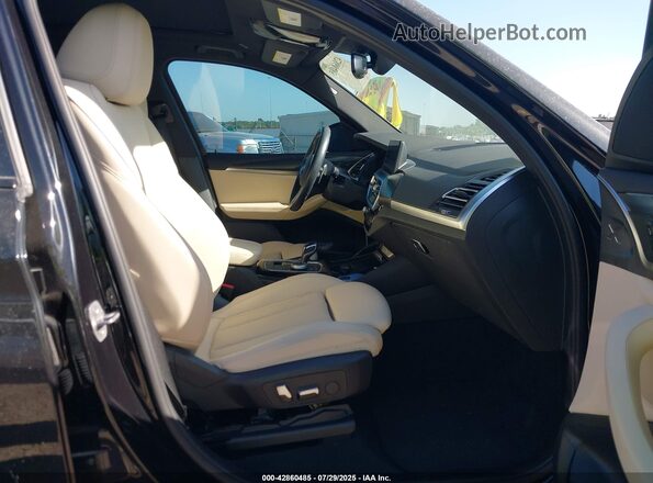 5UX43DP0XP9R25900 2023 BMW X3 Black წინა სალონის ხედი