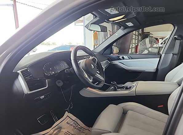 5UXCR6C00P9R65110 2023 BMW X5  Задняя левая четверть