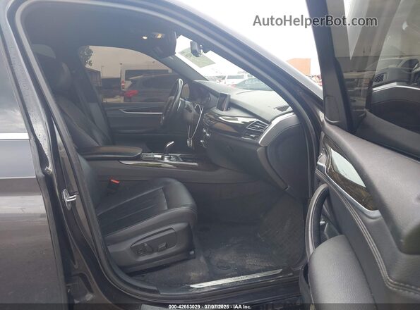 5UXKR2C59J0Z19383 2018 BMW X5 Gray 