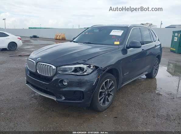5UXKR2C59J0Z19383 2018 BMW X5 Gray 