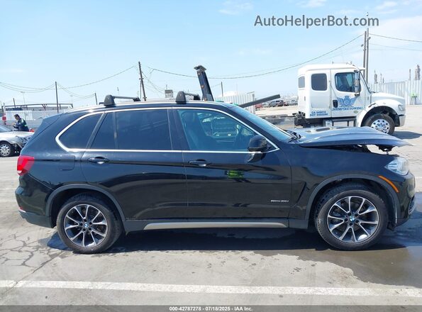 5UXKR2C5XJ0Z22356 2018 BMW X5 Black 