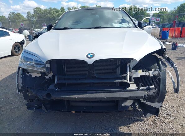 5UXKU0C5XJ0G81274 2018 BMW X6 White 