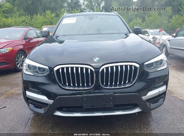 5UXTY5C03M9E36956 2021 BMW X3 Black ხელსაწყოთა პანელის ხედი