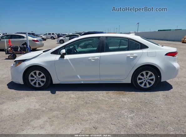 5YFEPMAE1MP180006 2021 TOYOTA LL White Vista interior de 360 grados