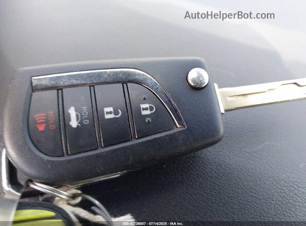 5YFEPMAE6MP217891 2021 TOYOTA LL Blue Vista del salpicadero
