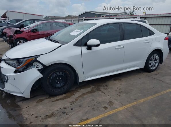 5YFEPMAE7MP214062 2021 TOYOTA LL White 