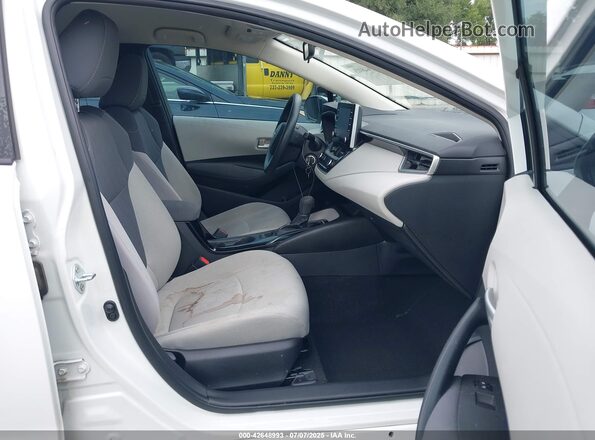 5YFEPMAE7MP214062 2021 TOYOTA LL White Widok wnętrza z przodu