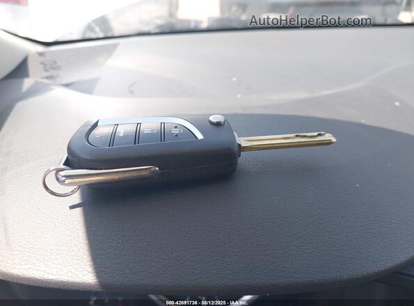 5YFEPMAE8MP260368 2021 TOYOTA LL Blue წინა პანელის ხედი