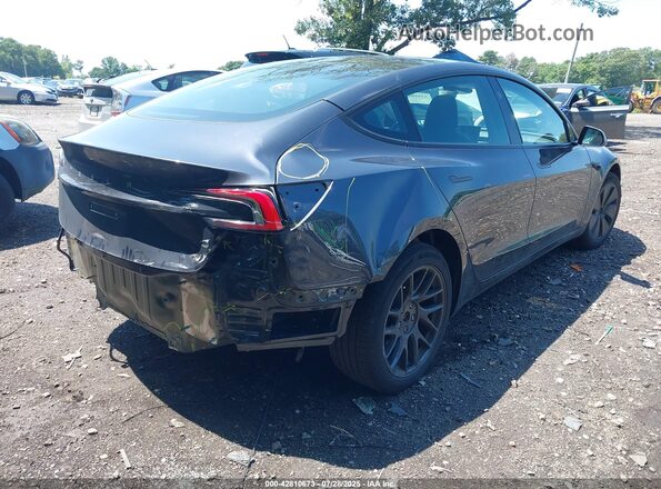 5YJ3E1EA4RF767337 2024 TESLA MODEL 3 Gray Front view