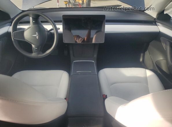 5YJ3E1EA9NF344280 2022 TESLA MODEL Серый Вид панели приборов
