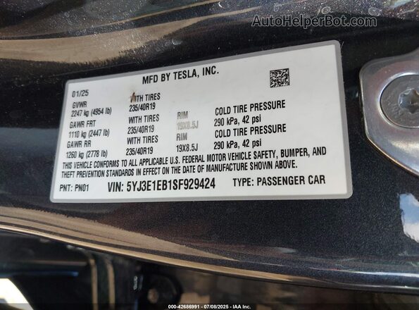 5YJ3E1EB1SF929424 2025 TESLA MODEL 3 Gray Vista del compartimento del motor