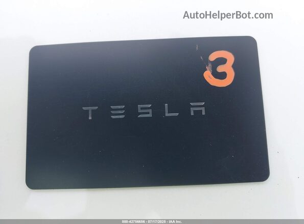 5YJ3E1EB3PF634557 2023 TESLA MODEL 3 White წინა პანელის ხედი