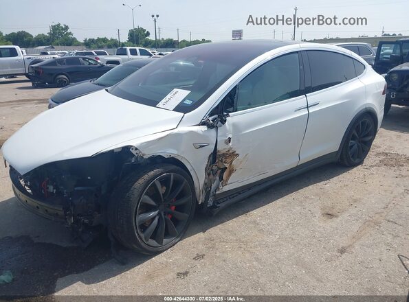 5YJXCBE46KF187777 2019 TESLA MODEL X White Przód lewy