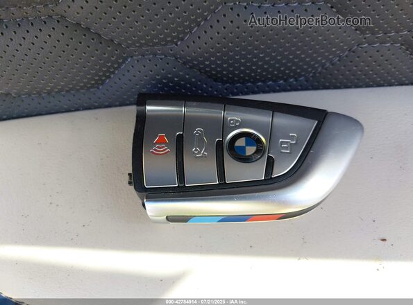 5YMJU0C08M9D94363 2021 BMW X5 White 
