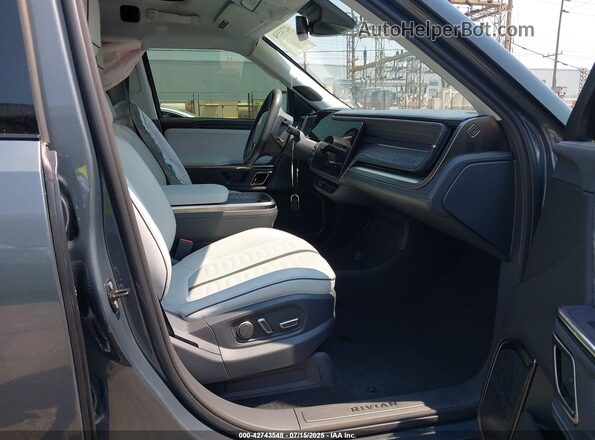 7FCTGAAA9NN013369 2022 RIVIAN R1T Gray Սալոնի դիմացի տեսք