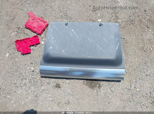 7FCTGAAA9NN013369 2022 RIVIAN R1T Gray Սարքավորումների վահանակի տեսք