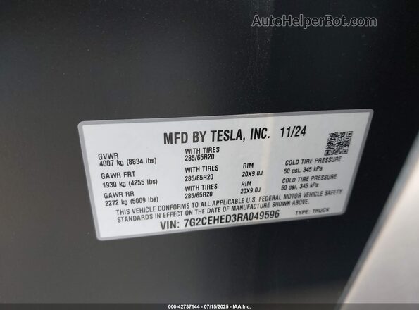 7G2CEHED3RA049596 2024 TESLA CYBERTRUCK Silver ძრავის განყოფილების ხედი