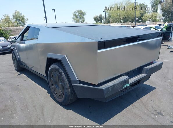 7G2CEHED3RA049596 2024 TESLA CYBERTRUCK Silver უკანა მარცხენა