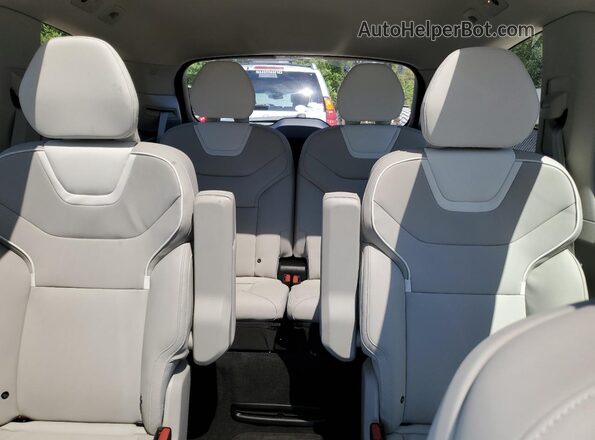 7JDEV3KK8SG005696 2025 VOLVO EX90 White 