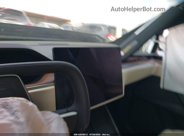 7SAXCDE57NF345653 2022 TESLA MODEL X Gray Rear seats view