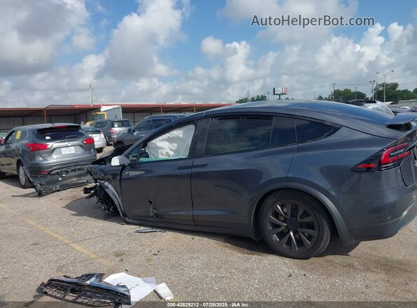 7SAXCDE57NF345653 2022 TESLA MODEL X Gray Rear interior view