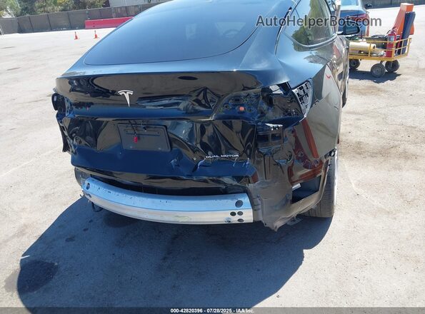 7SAYGAEE6PF904152 2023 TESLA MODEL Y Black წინა ხედი
