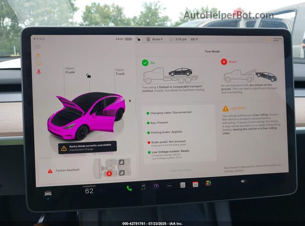 7SAYGDEE2RA273241 2024 TESLA MODEL Y Black 