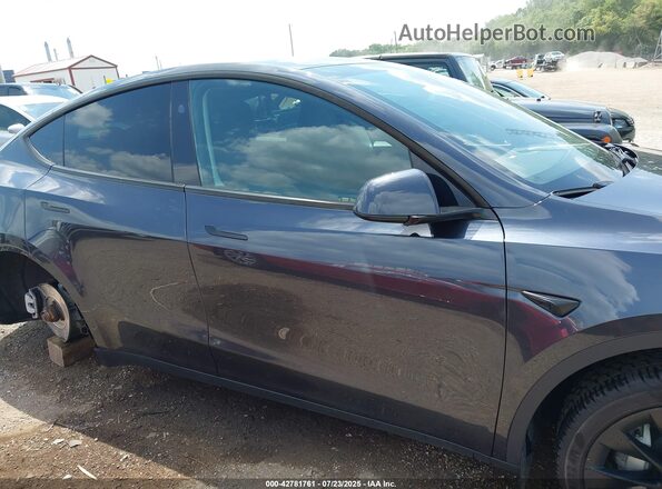 7SAYGDEE2RA273241 2024 TESLA MODEL Y Black Սալոնի 360 աստիճան տեսք