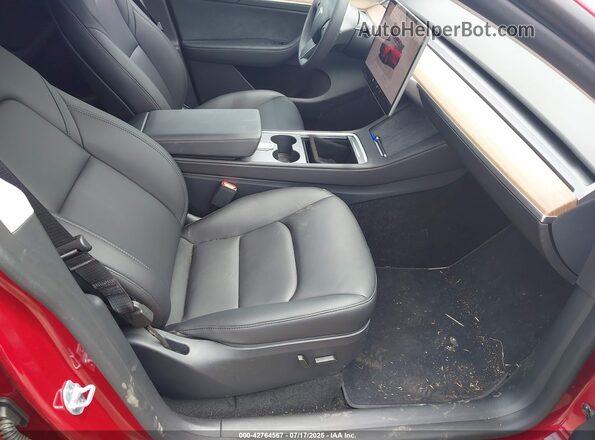 7SAYGDEE2SF295099 2025 TESLA MODEL Y Red Вид салону спереду