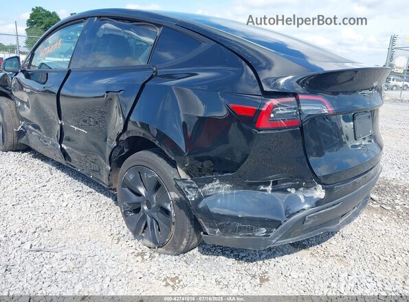 7SAYGDEE4RF161429 2024 TESLA MODEL Y Black 