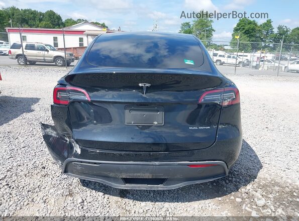 7SAYGDEE4RF161429 2024 TESLA MODEL Y Black 