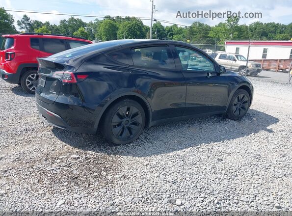 7SAYGDEE4RF161429 2024 TESLA MODEL Y Black 