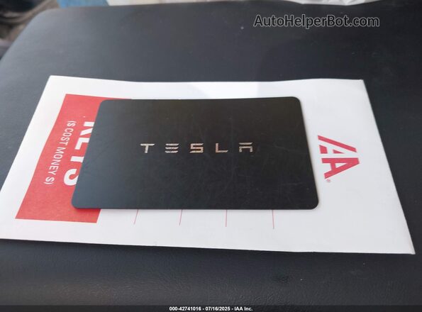 7SAYGDEE4RF161429 2024 TESLA MODEL Y Black 