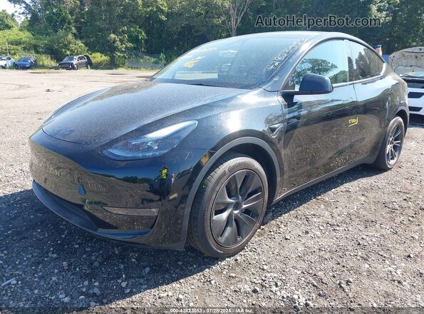 7SAYGDEE7RF208243 2024 TESLA MODEL Y Black 