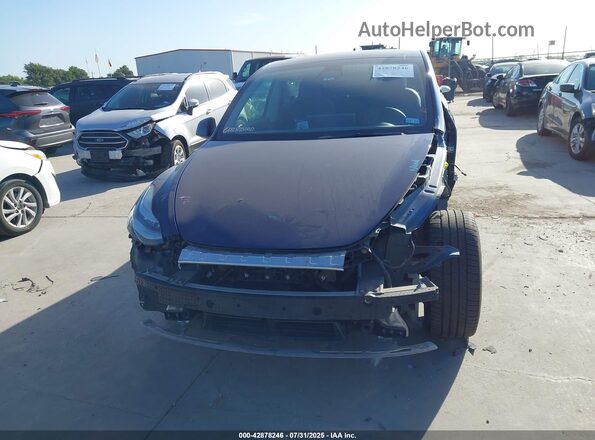 7SAYGDEE9NF443673 2022 TESLA MODEL Y Blue Dashboard view